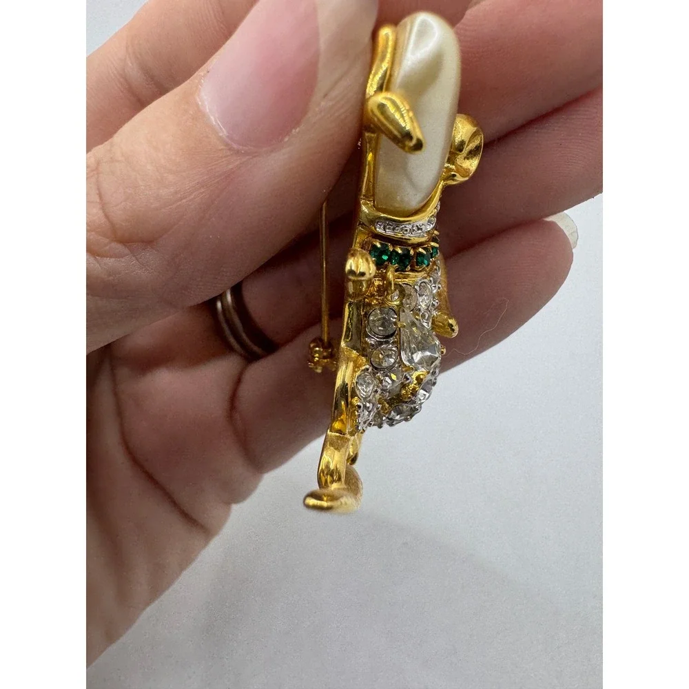 KJL Kenneth Jay Lane Vintage Rhinestone Faux Pearl Mouse Brooch Gold Tone Pin
